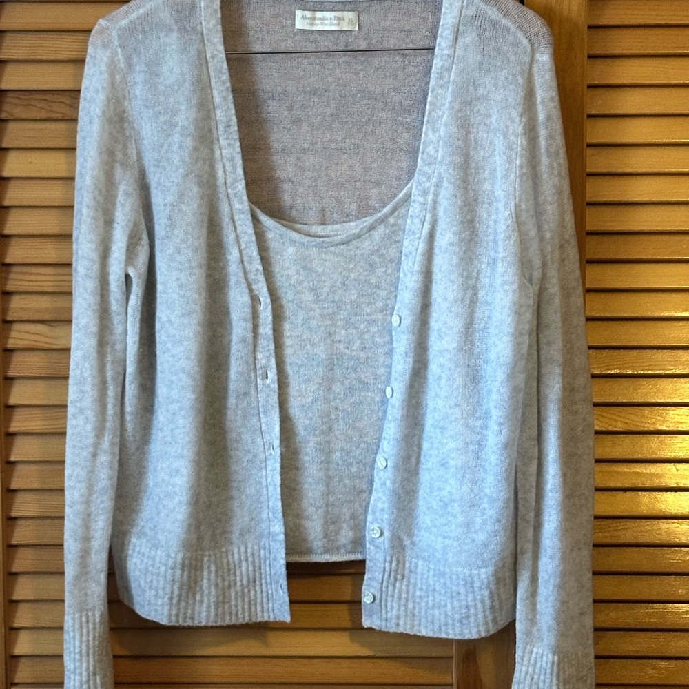 Abercrombie & Fitch Light Gray Women's Merino Wool Cardigan Set